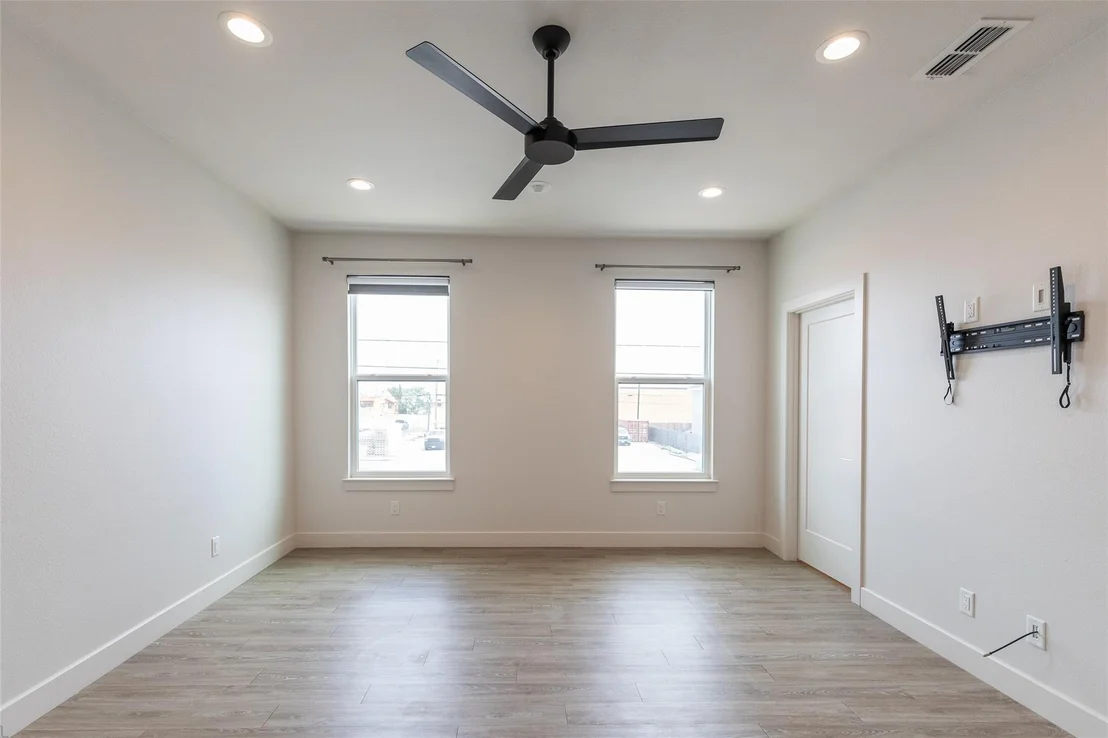 Photo of 208 Pecan Street