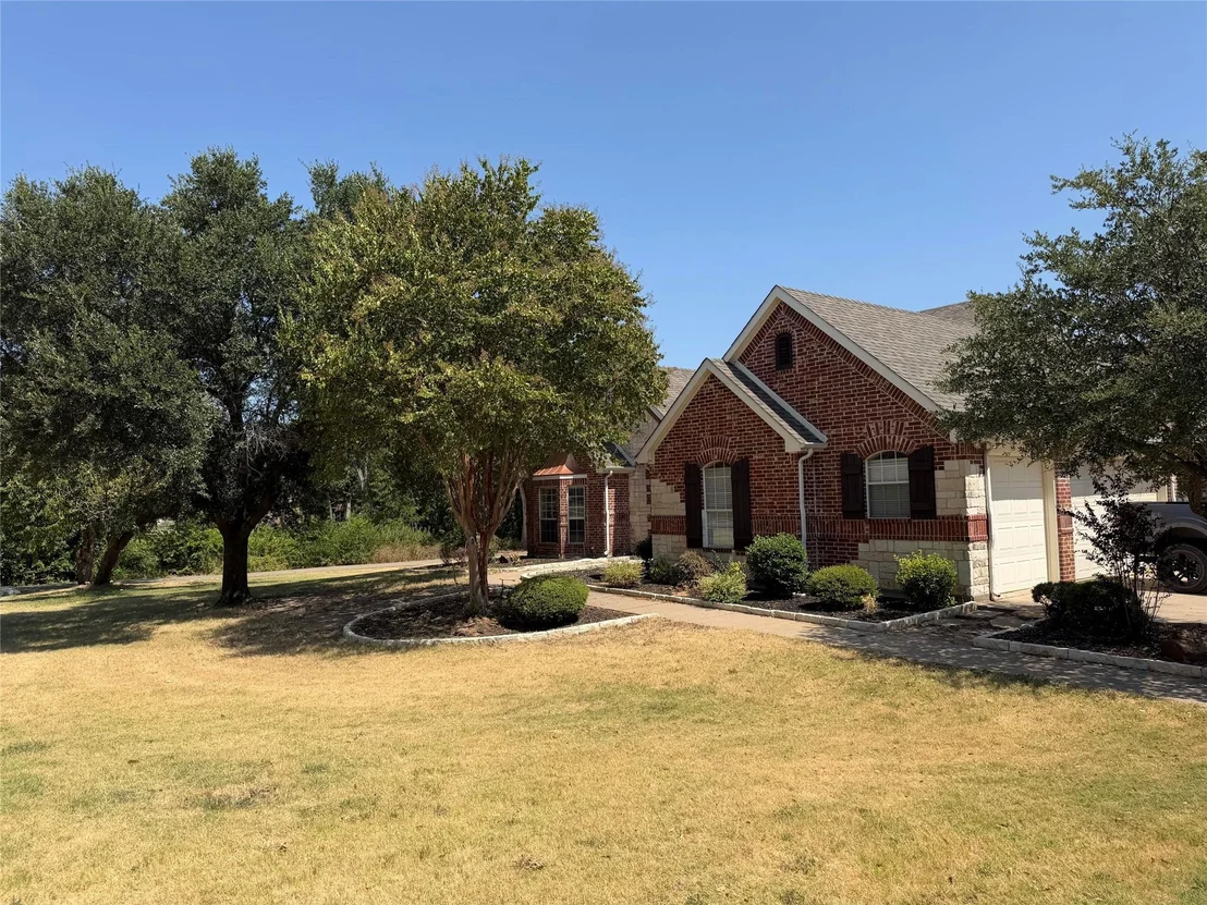 Photo of 1513 Brook Lane