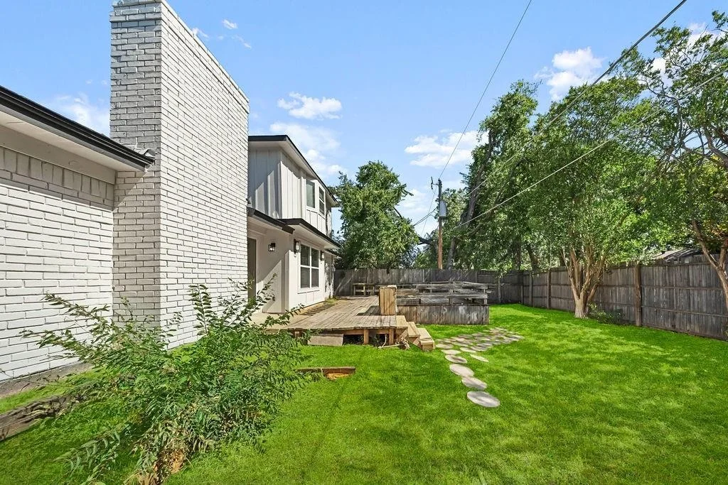 Photo of 3409 Buckingham Drive