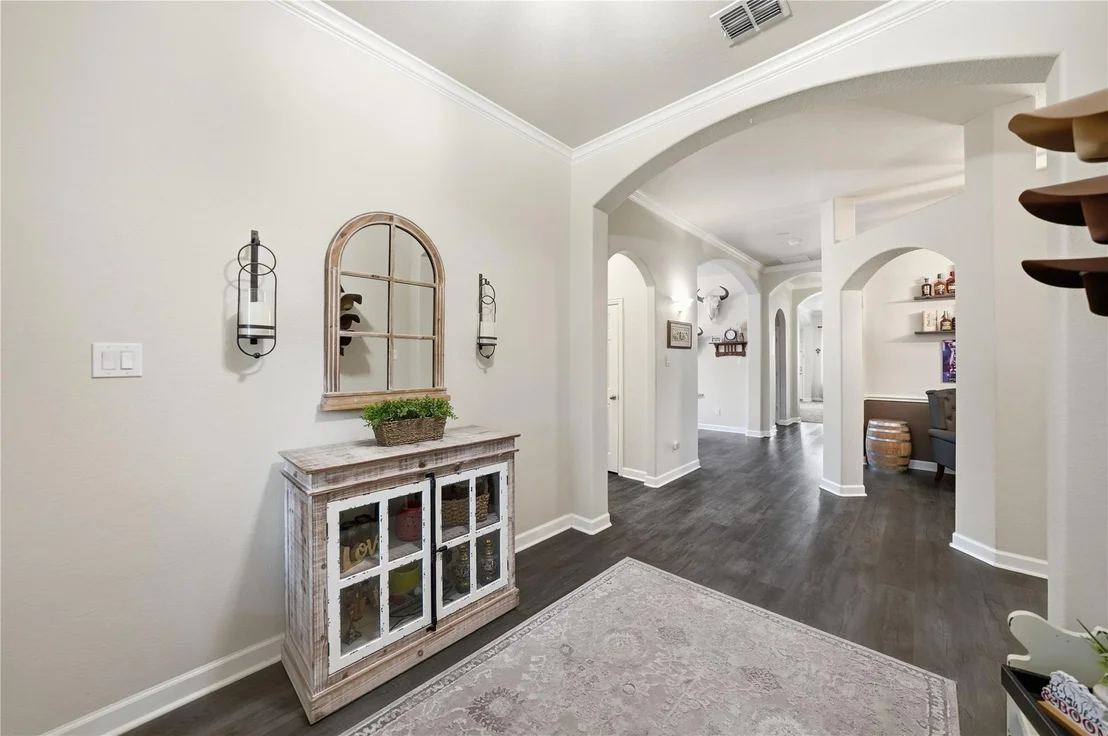 Photo of 1003 Killian Drive