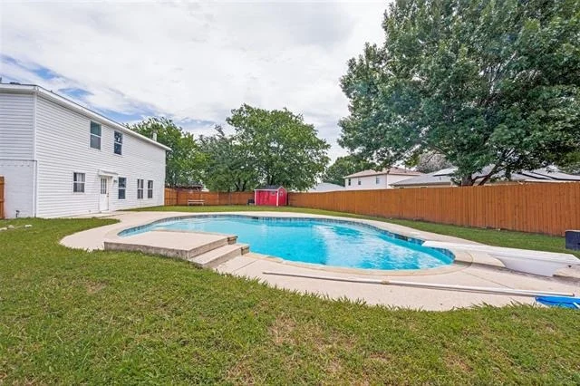 Photo of 920 Kendall Drive