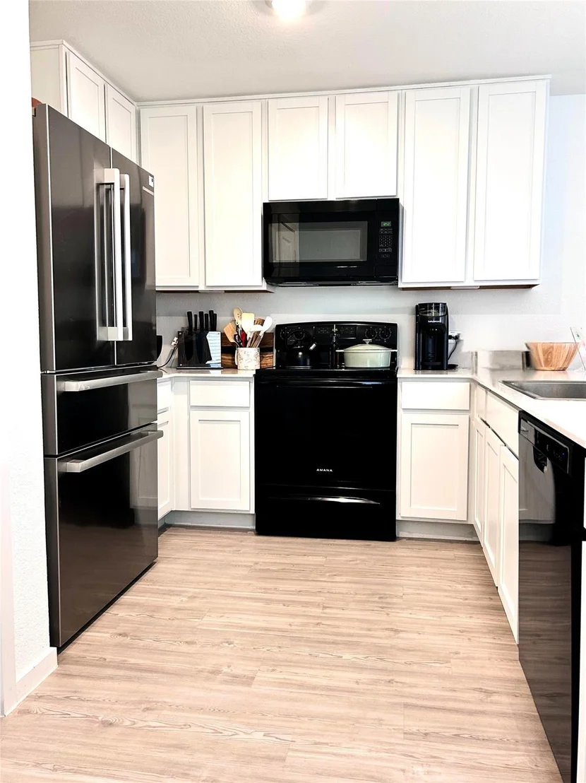 Photo of 902 Blue Heron Drive
