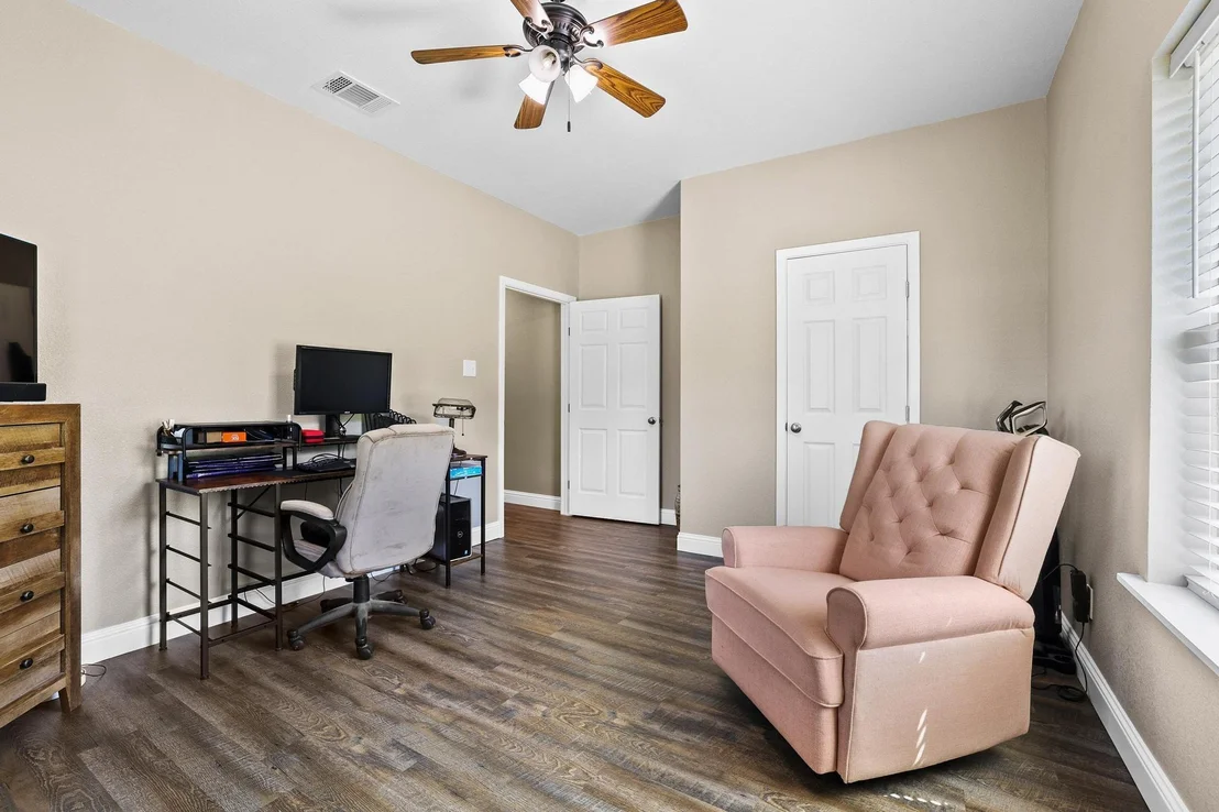 Photo of 2658 Oak Ridge Road
