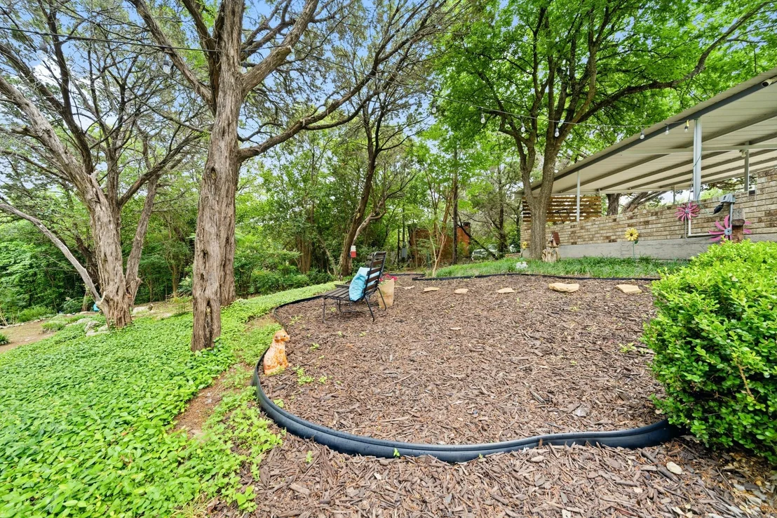 Photo of 172 Giant Cedar Trail