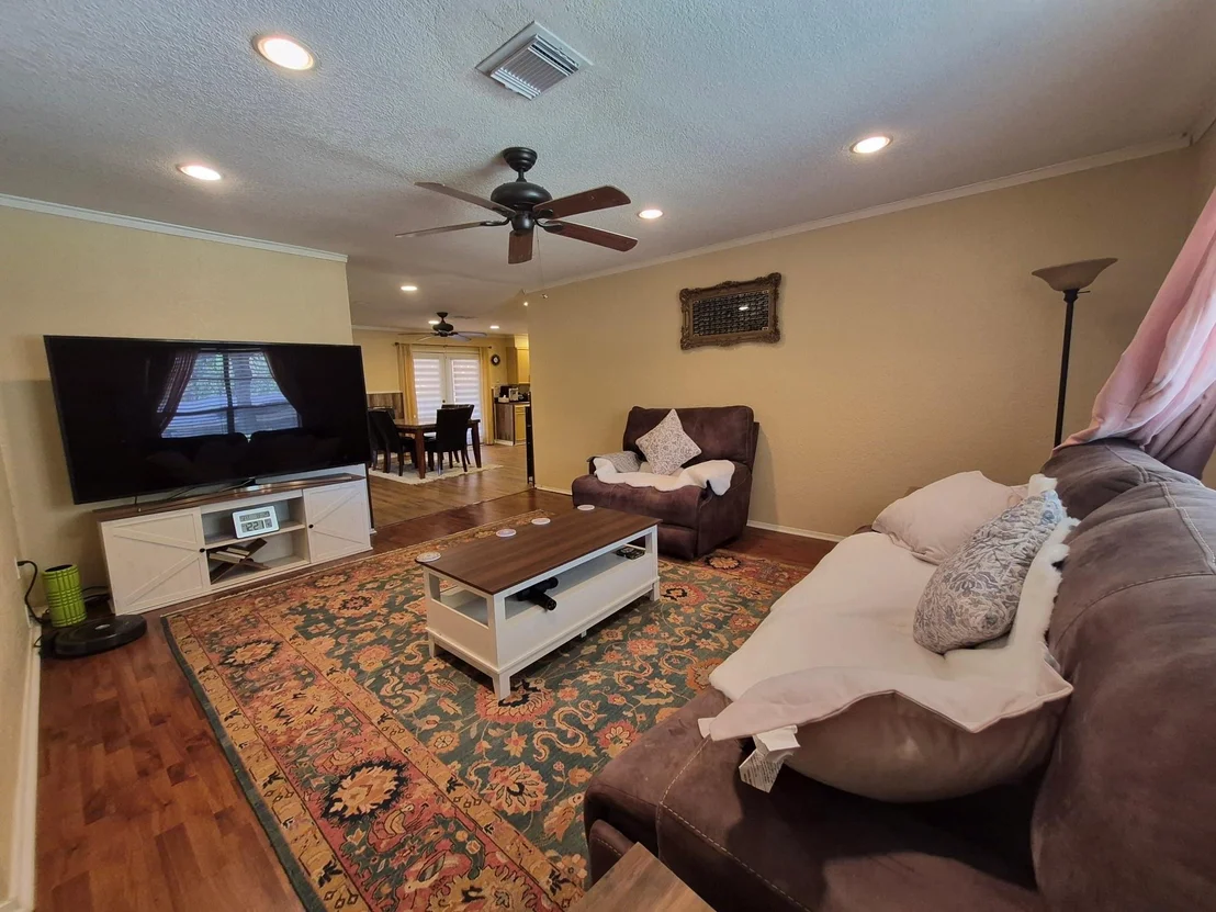 Photo of 2227 Hanover Drive