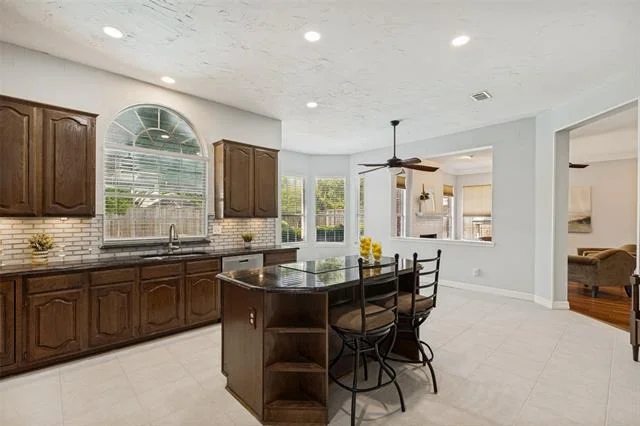 Photo of 5604 Exeter Drive