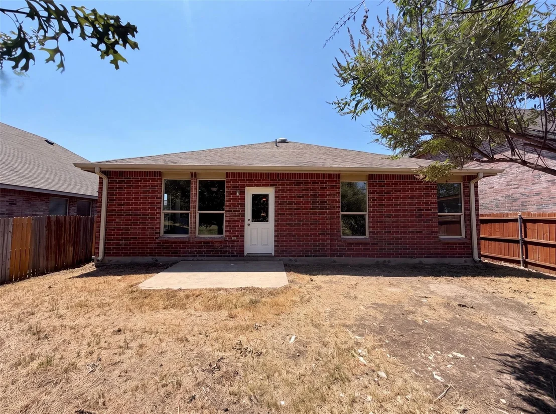 Photo of 5928 Deck House Road