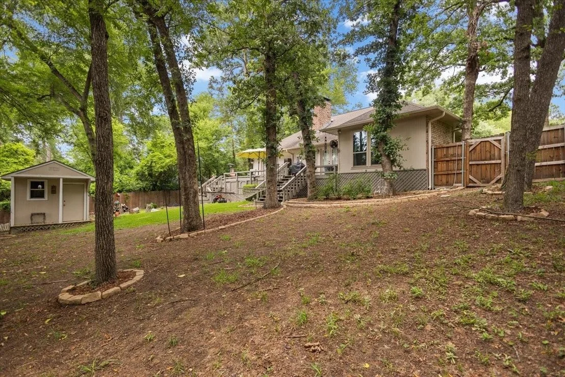 Photo of 226 Pinewood Lane