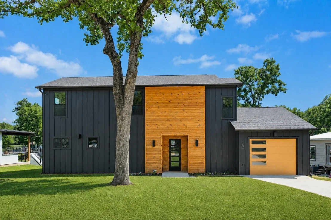 Photo of 162 Lowe Drive
