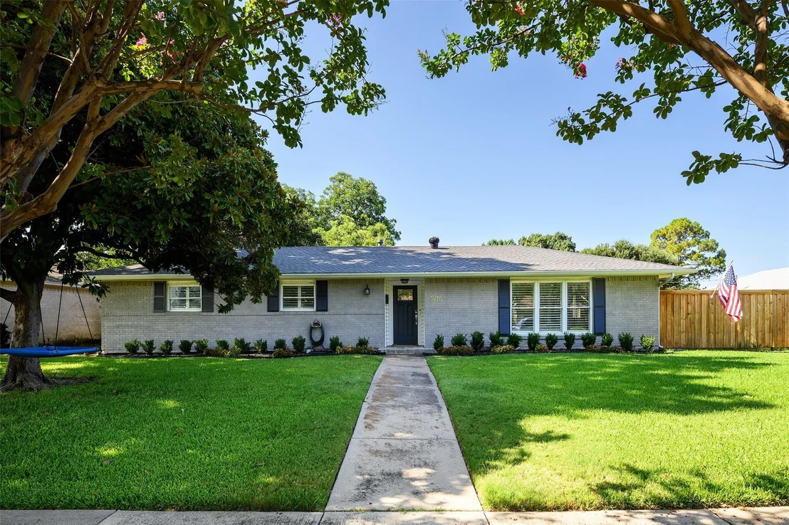 Photo of 3216 Townsend Drive