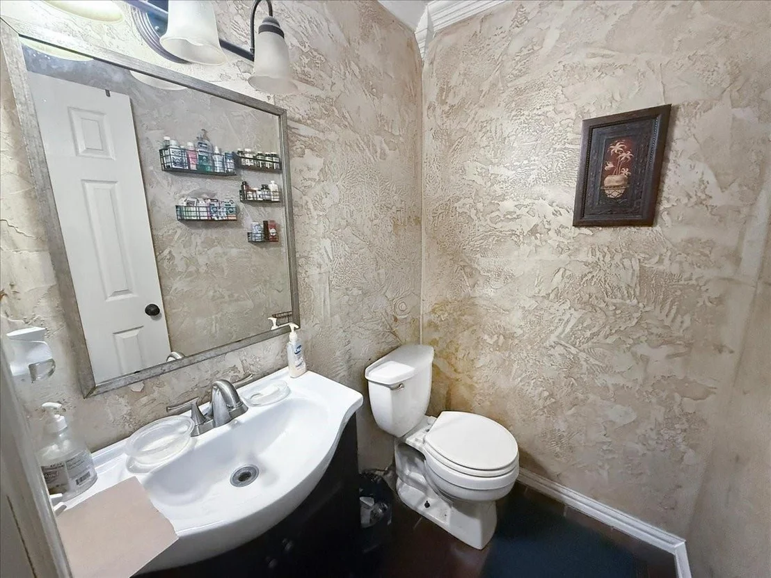 Photo of 705 Parker Circle