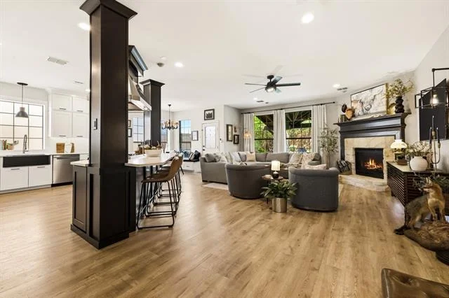 Photo of 404 Fairway Bluff Drive