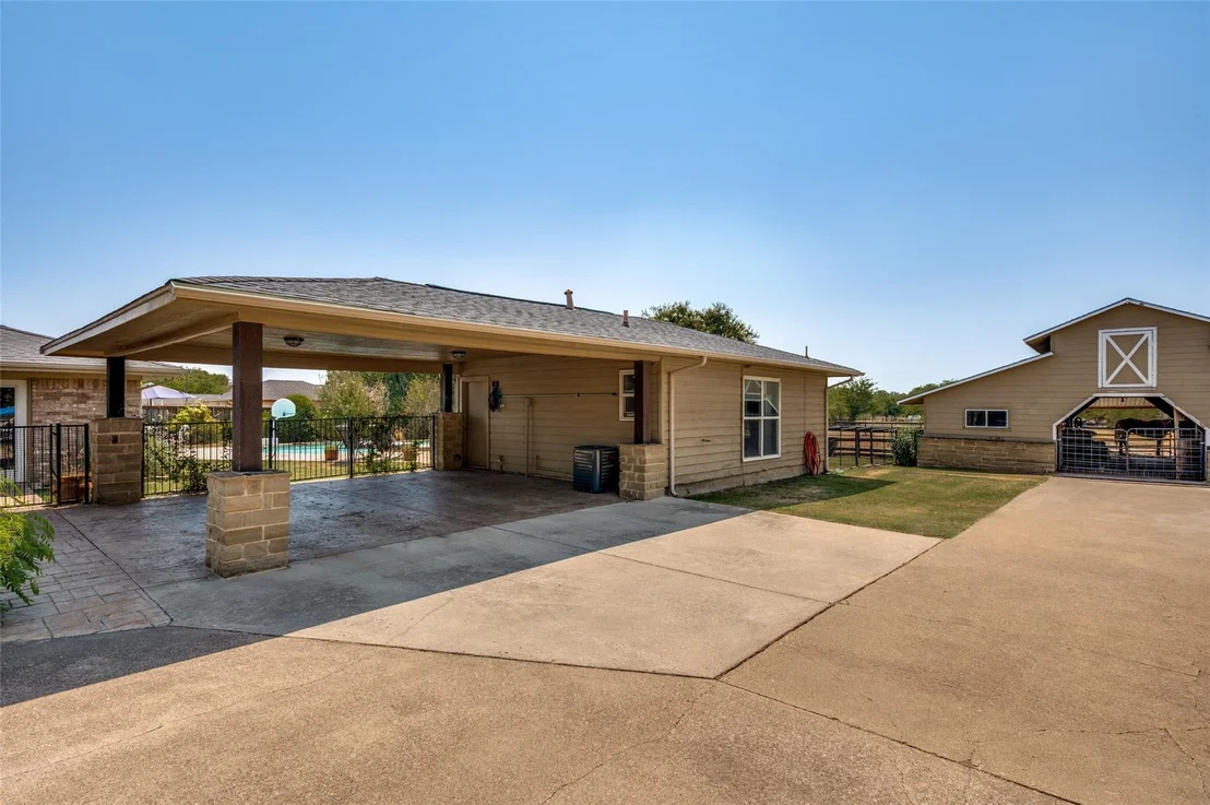 Photo of 6949 Freda Lane