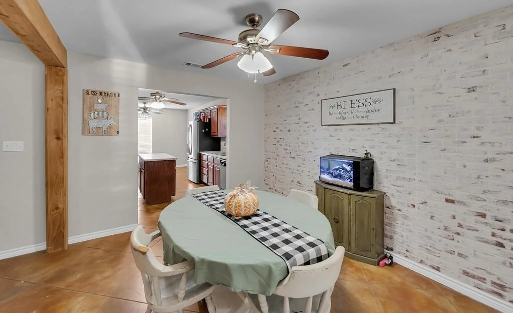 Photo of 3287 Rosenthal Parkway