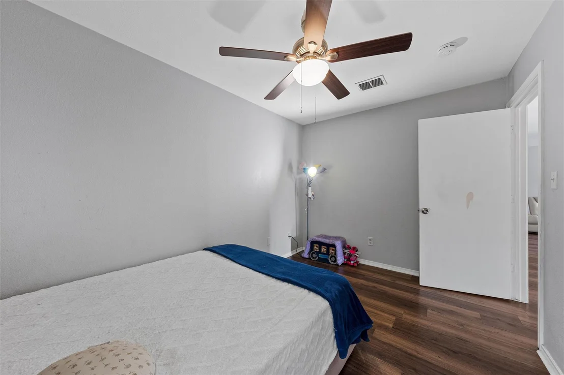 Photo of 1307 Luanne