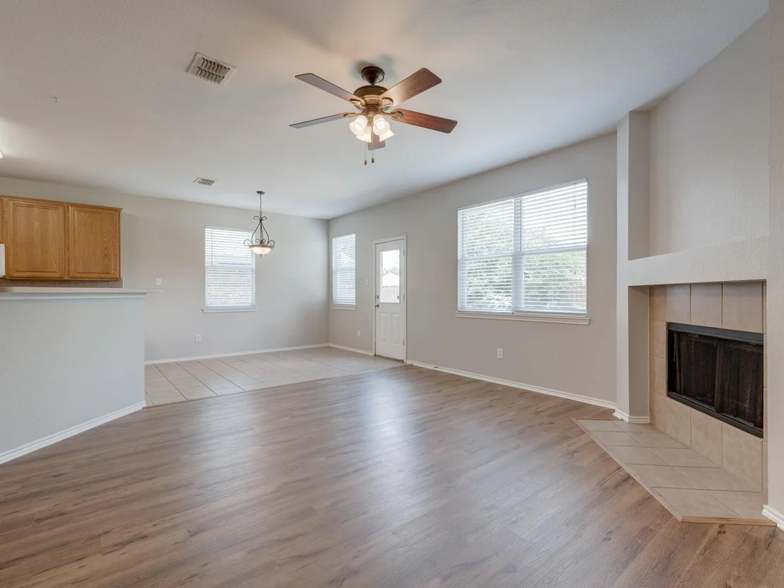 Photo of 4629 Indian Rock Drive