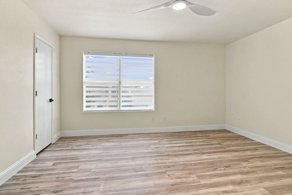 Photo of 717 Redwing Drive