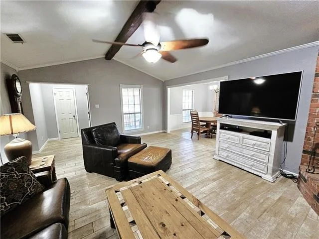 Photo of 804 Crestline Drive