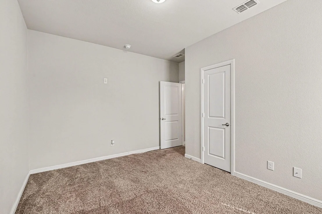 Photo of 905 Falcon Road