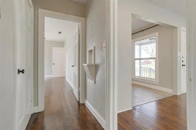 Photo of 4921 Pershing Avenue
