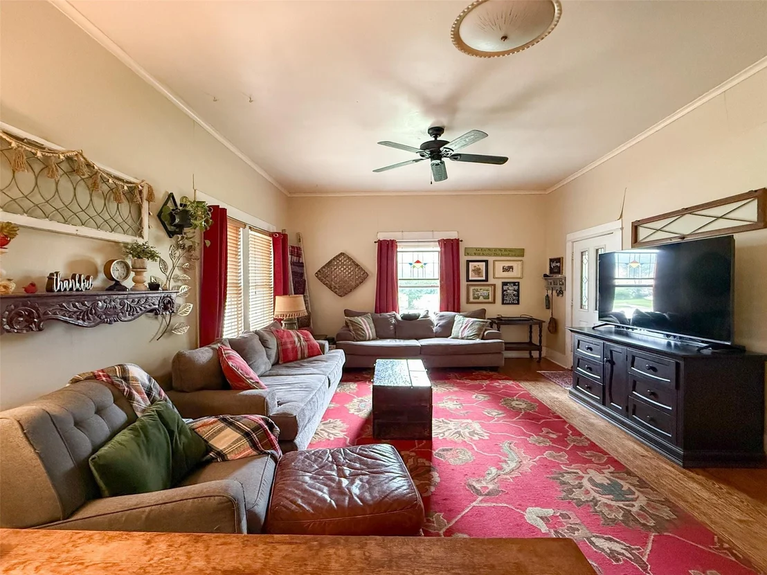 Photo of 1309 N Austin Street