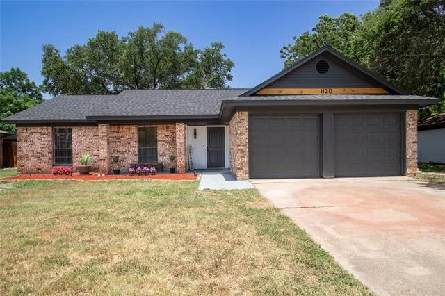 Photo of 1120 S Timberline Drive