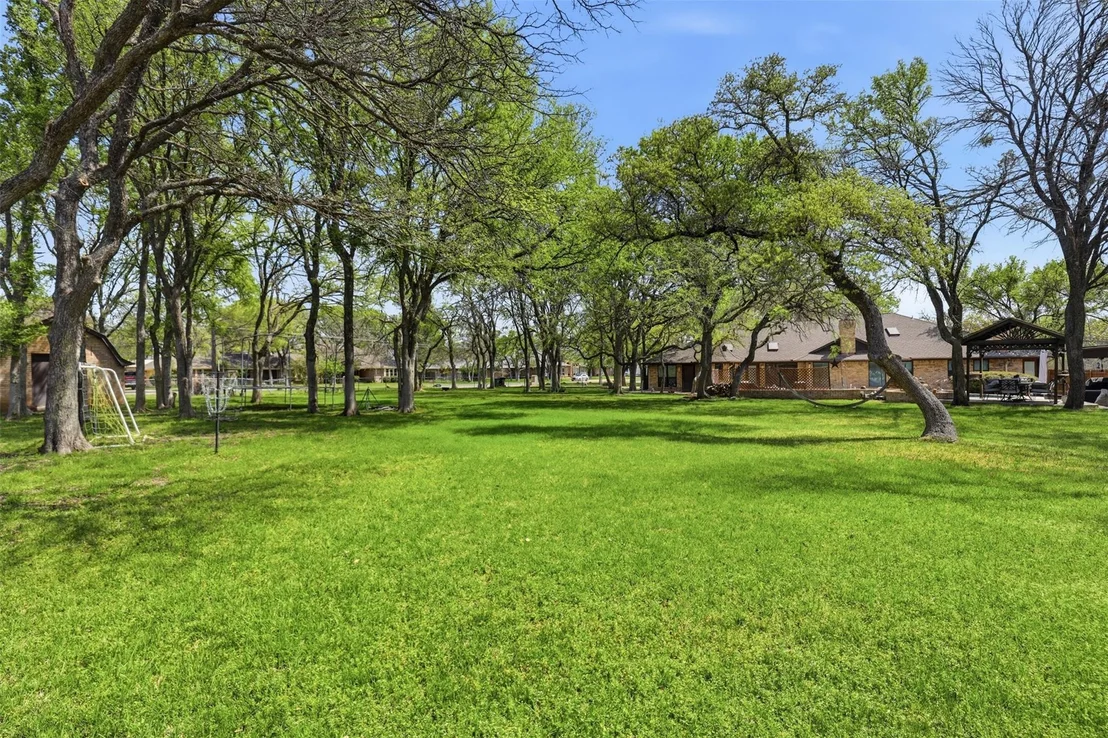 Photo of 3000 Yucca Road
