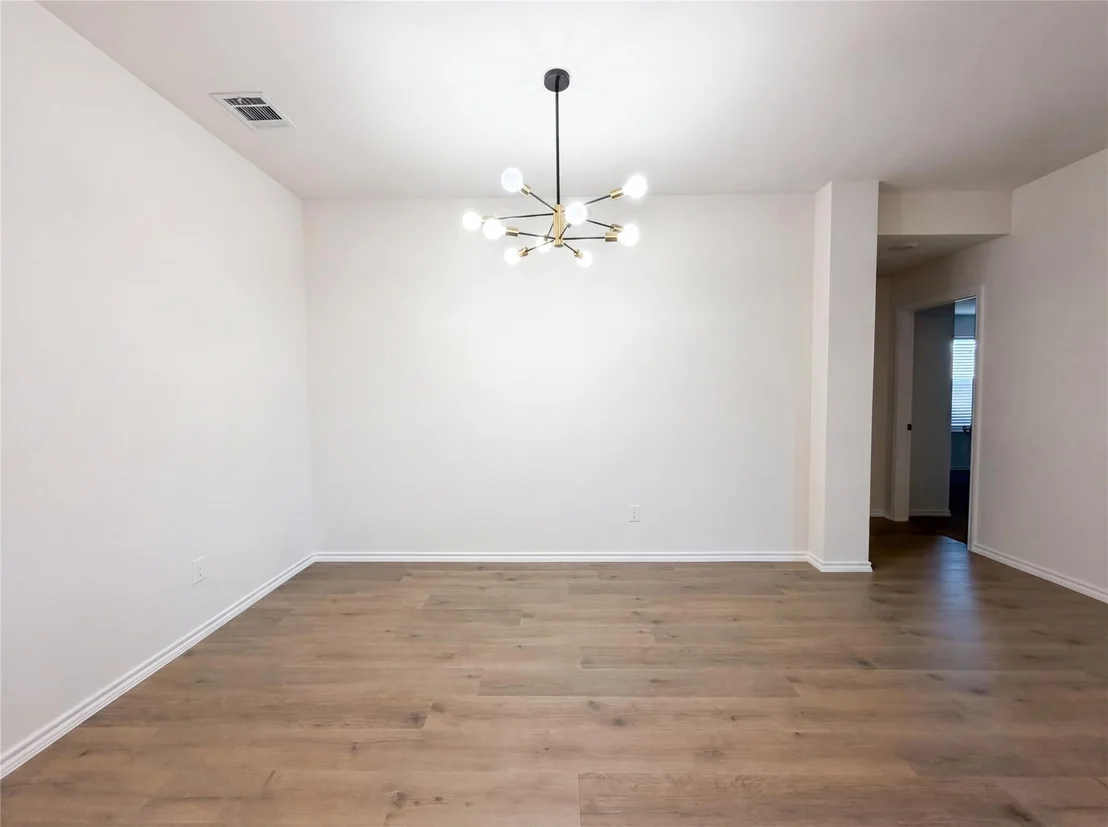 Photo of 6424 Waterfall Lane