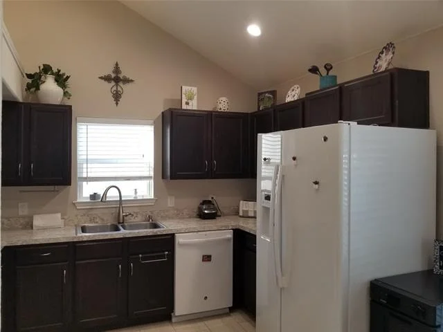 Photo of 4602 Ebb Tide Drive