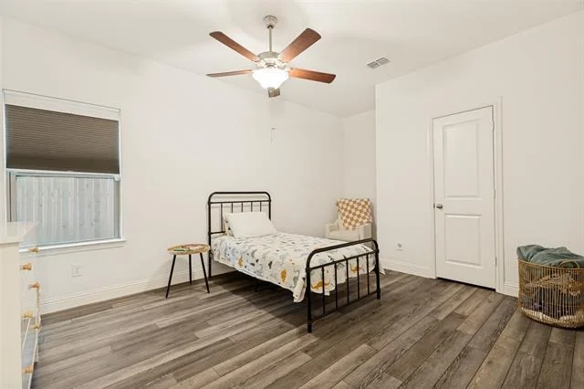Photo of 4015 Cloverleaf Trail