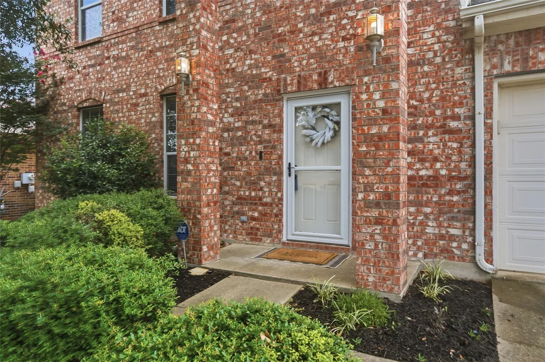 Photo of 1514 Hanover Lane