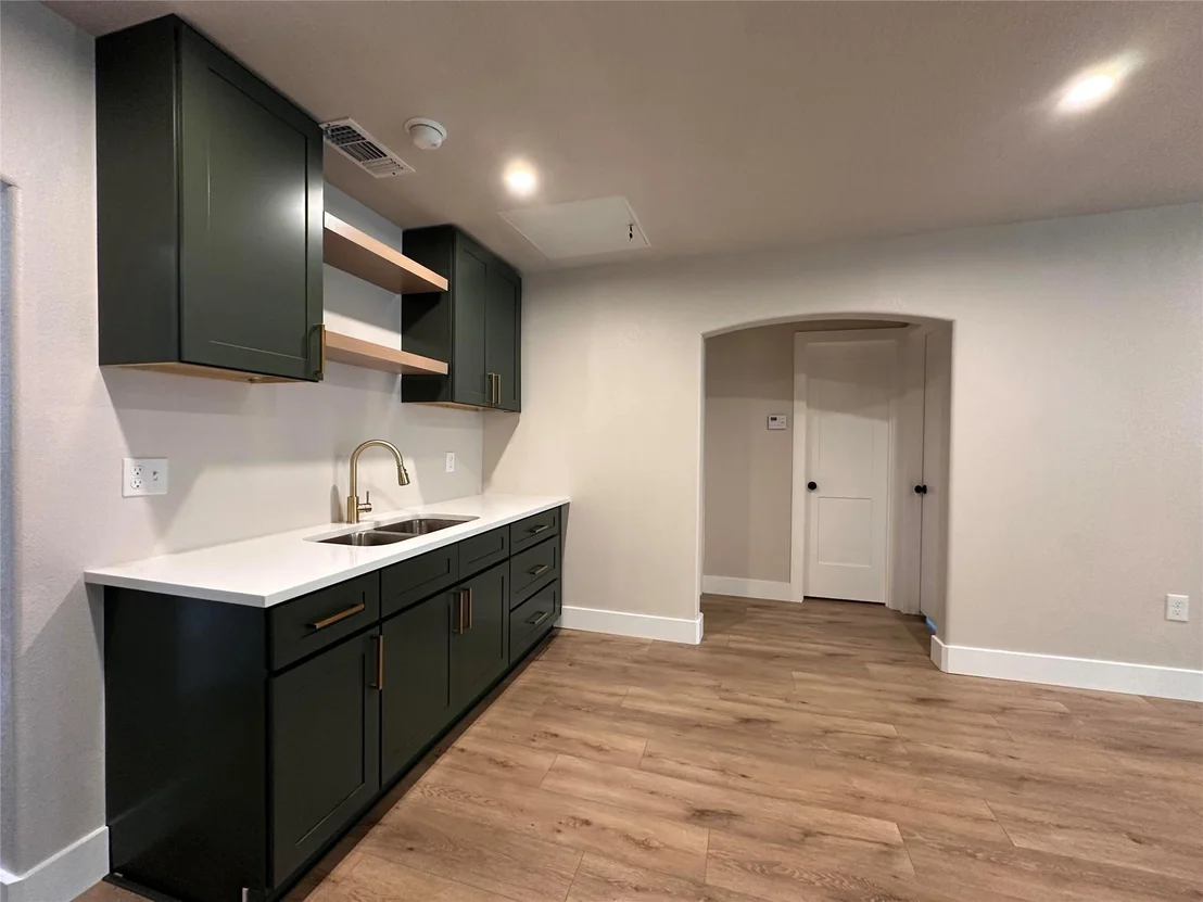 Photo of 805 Green Street