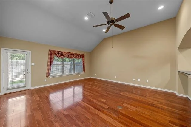 Photo of 9021 Darby Lane