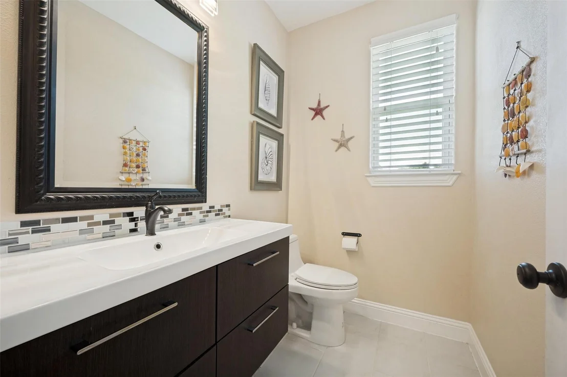 Photo of 2501 Oak Bluff Drive