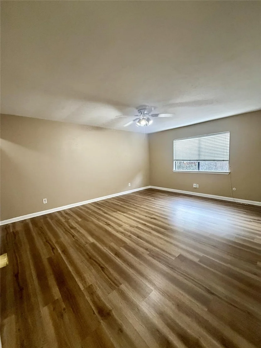 Photo of 4019 Rushmoor Drive