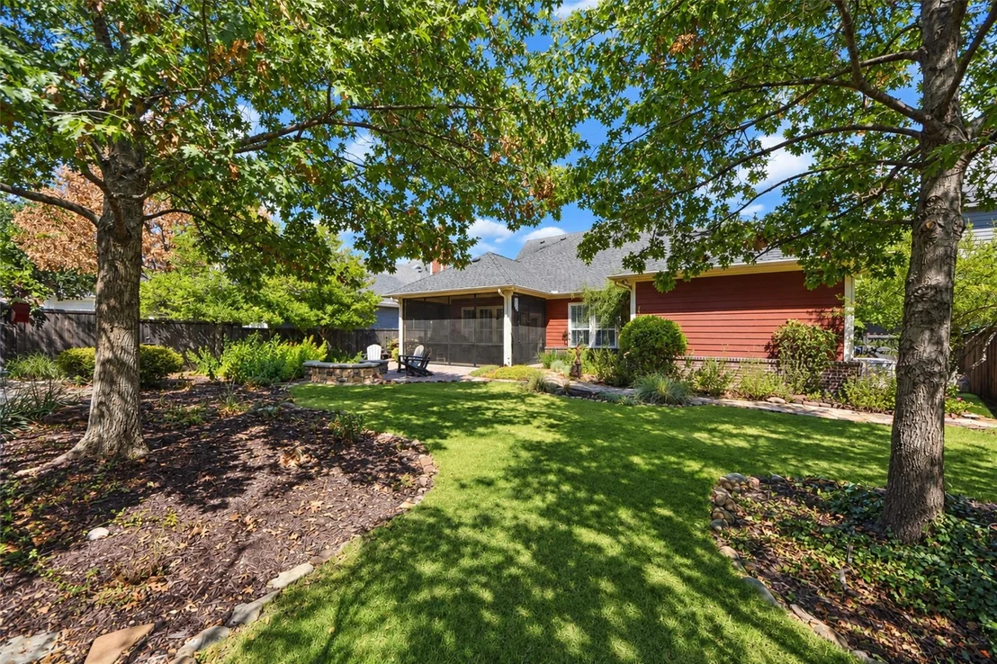 Photo of 7205 Darrow Drive
