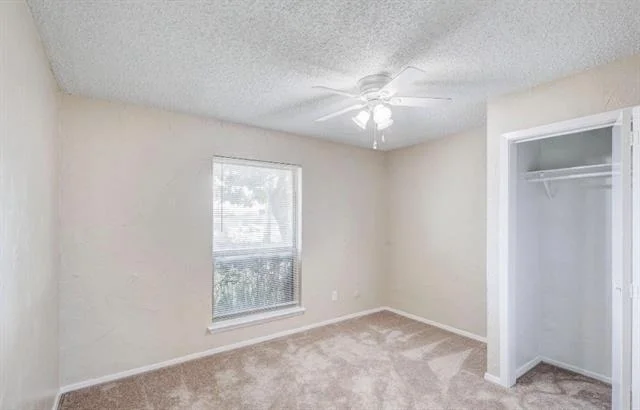 Photo of 2101 Deerfield Drive