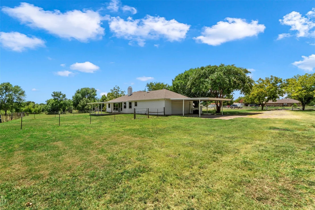 Photo of 16612 Scenic Circle