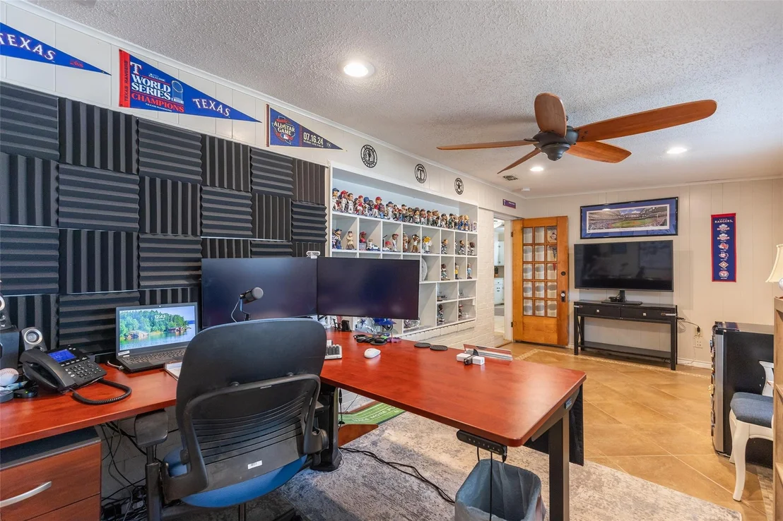 Photo of 4002 Ligustrum Drive