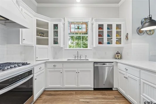 Photo of 3966 Charleston Park