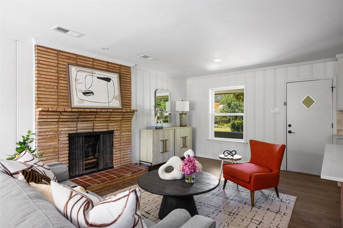 Photo of 716 Mayrant Drive