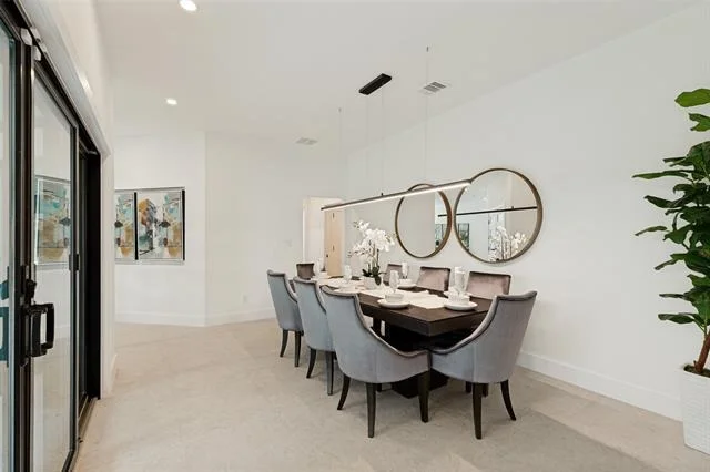 Photo of 2405 Mesa Drive