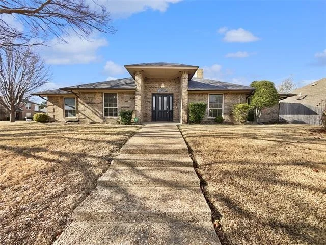 Photo of 401 Kenshire Drive