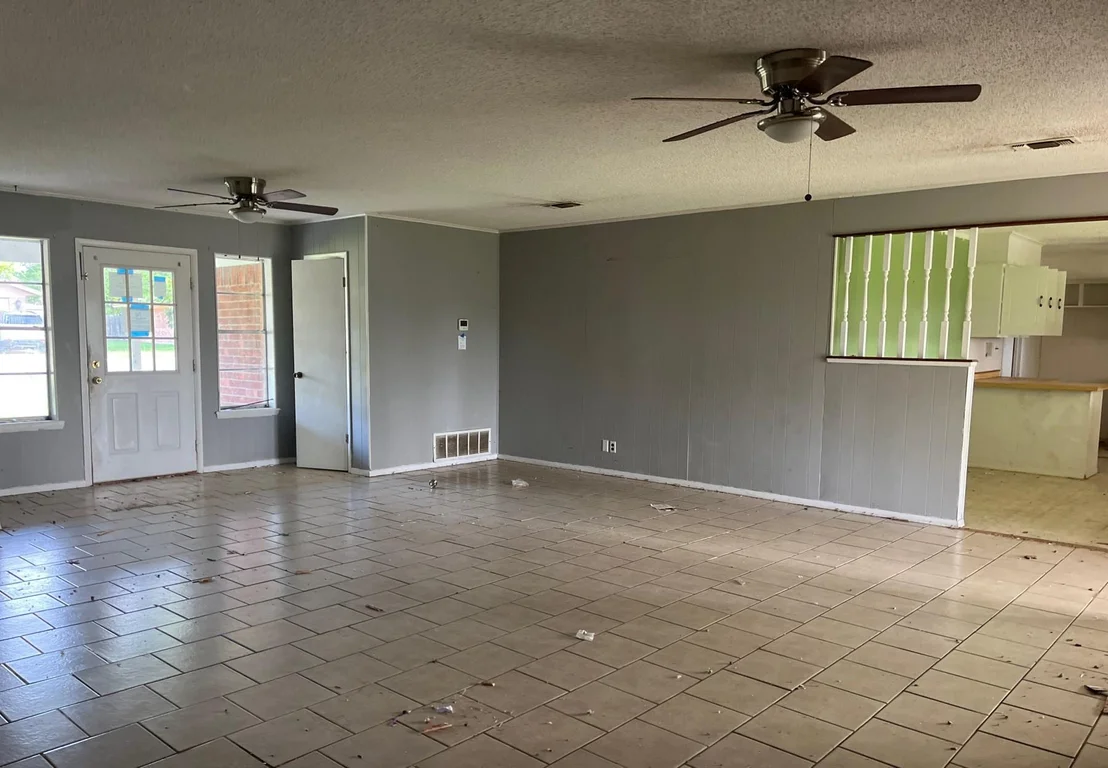 Photo of 1309 Sherry Lane