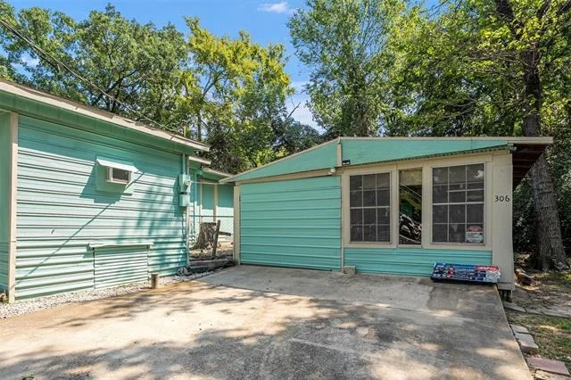 Photo of 306 Dyer Circle
