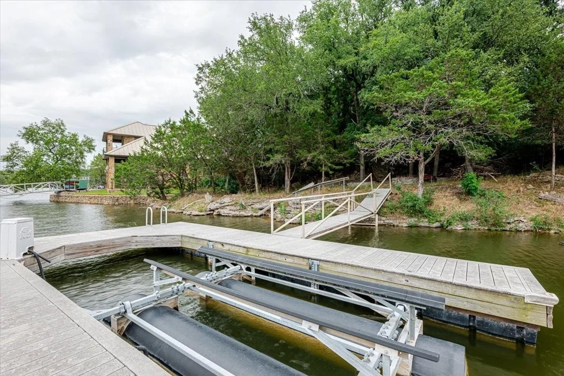 Photo of 1131 Brackeen Drive
