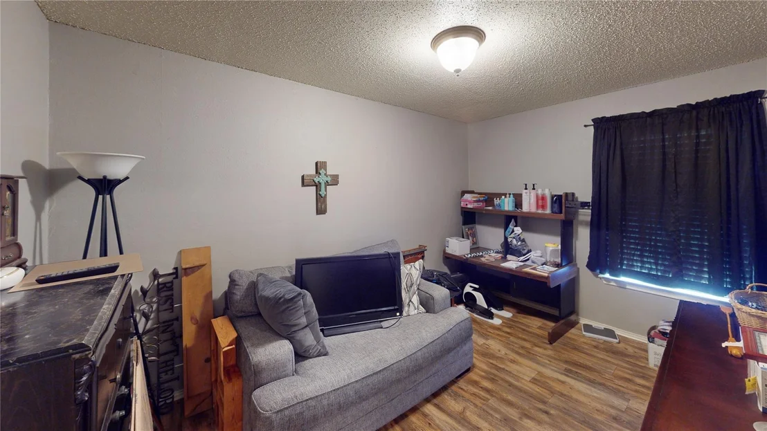 Photo of 1004 Clover Street
