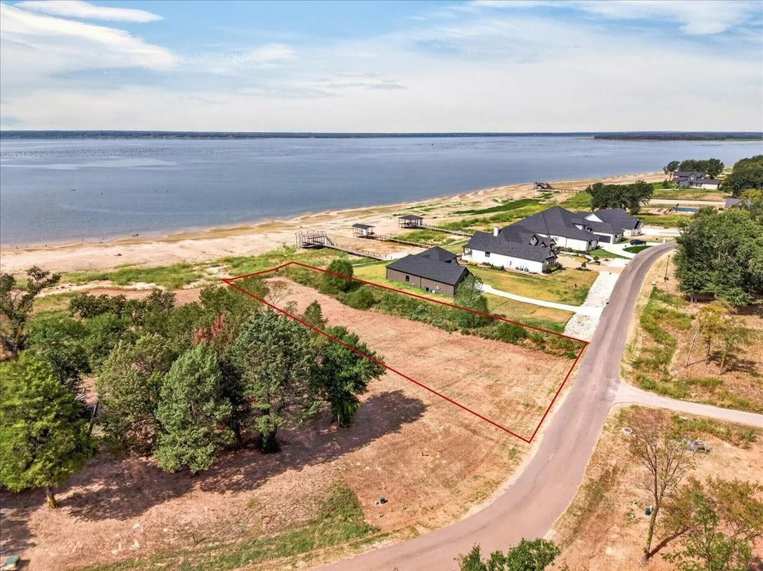 Photo of 768 Sunset Court