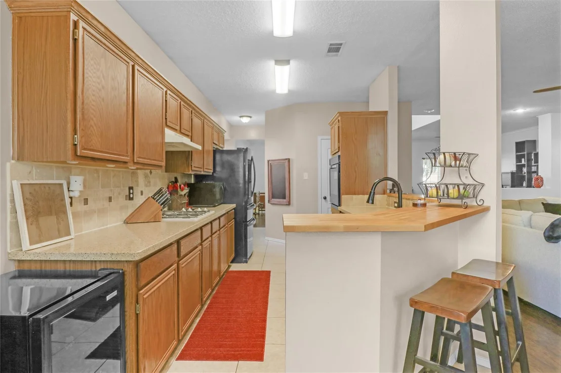 Photo of 5502 Hyannis Drive