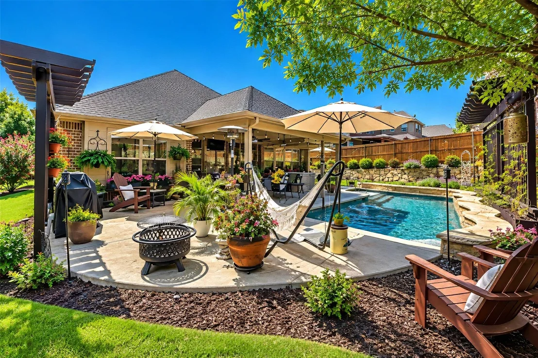 Photo of 745 Dalrock Road